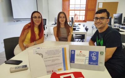 El personal de «Primeras Experiencias» alcanza el ecuador del proyecto y afianza sus competencias con nuevas sesiones formativas y de seguimiento